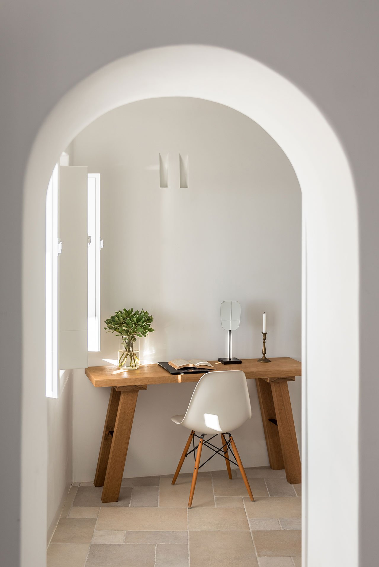 A Luxury Hotel in Santorini Revamped by Interior Design Laboratorium