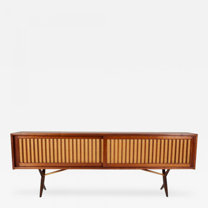 These Are the Mid-century Modern Pieces That Actually Matter