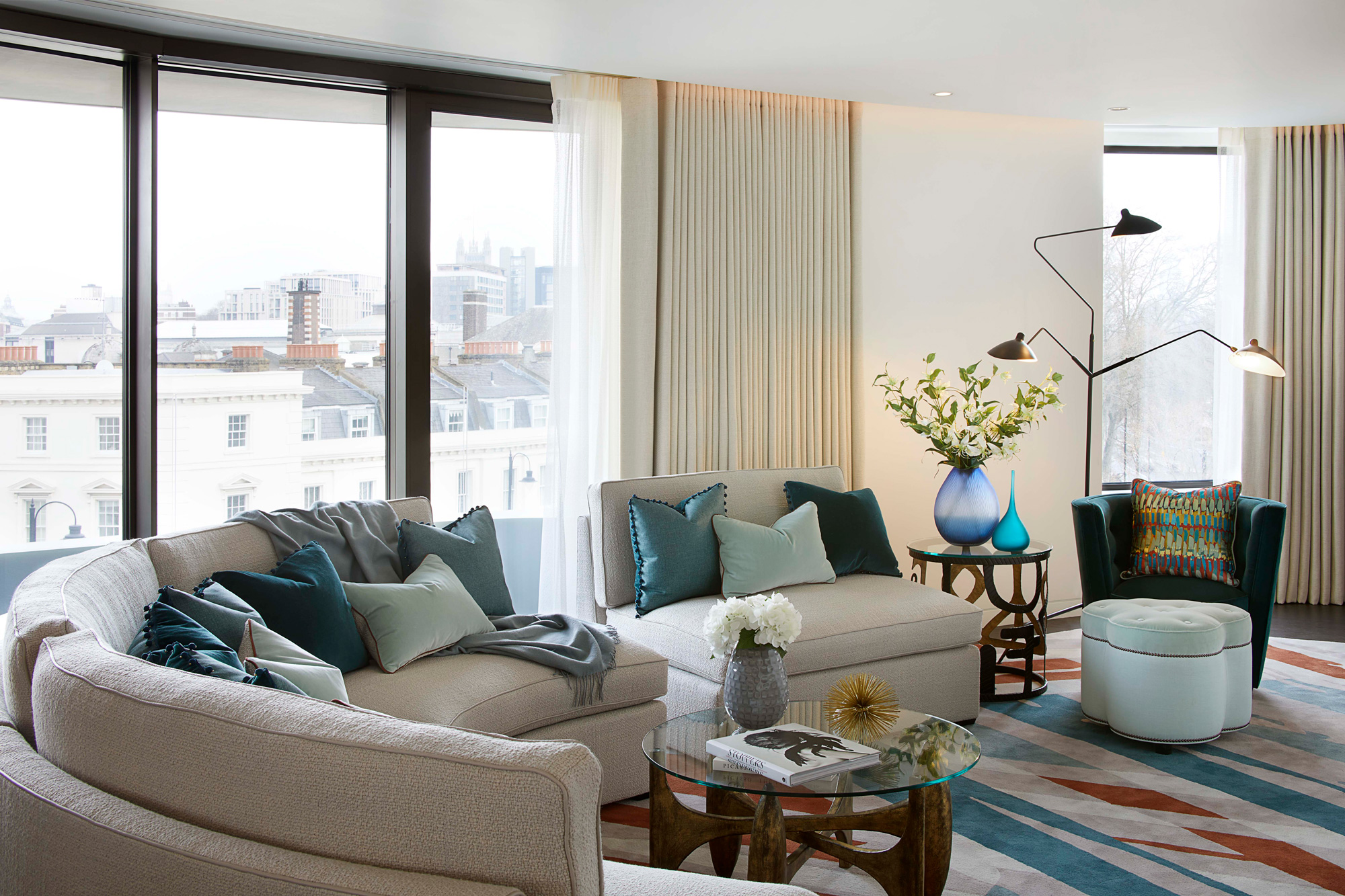 How Morpheus London Brought the River Into this Westminster Apartment