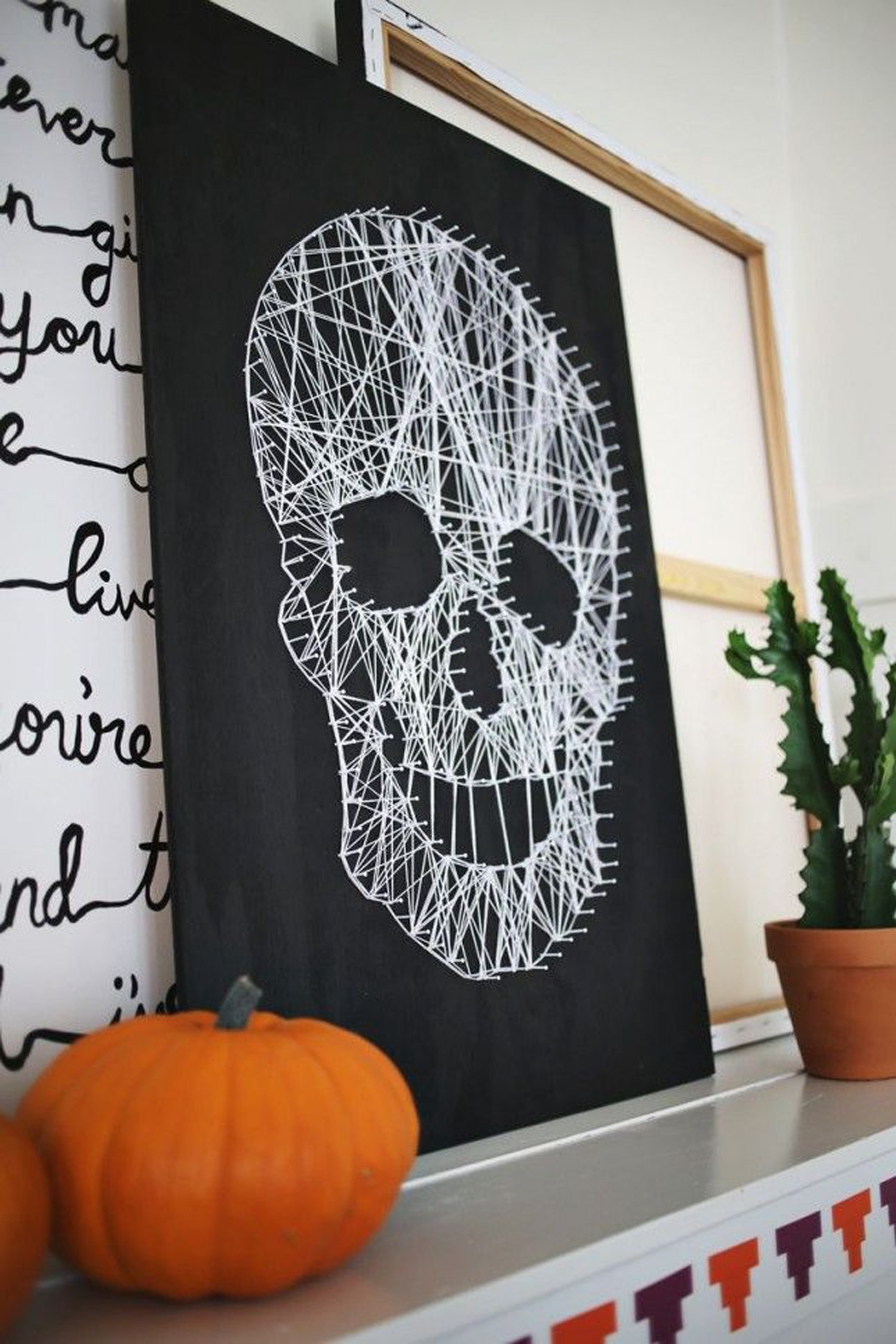 The Ultimate Checklist for a Chic Halloween Home Decor