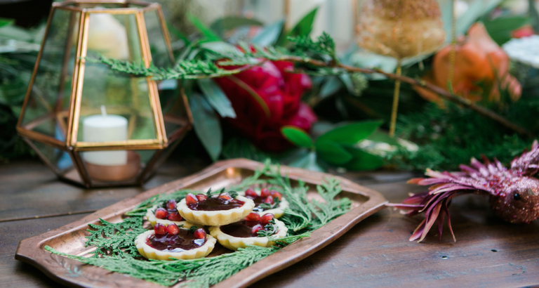 How to Do Christmas Table Decorations Like a Pro Just in Time_6