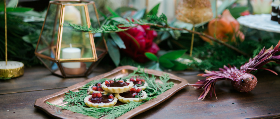 How to Do Christmas Table Decorations Like a Pro Just in Time_6