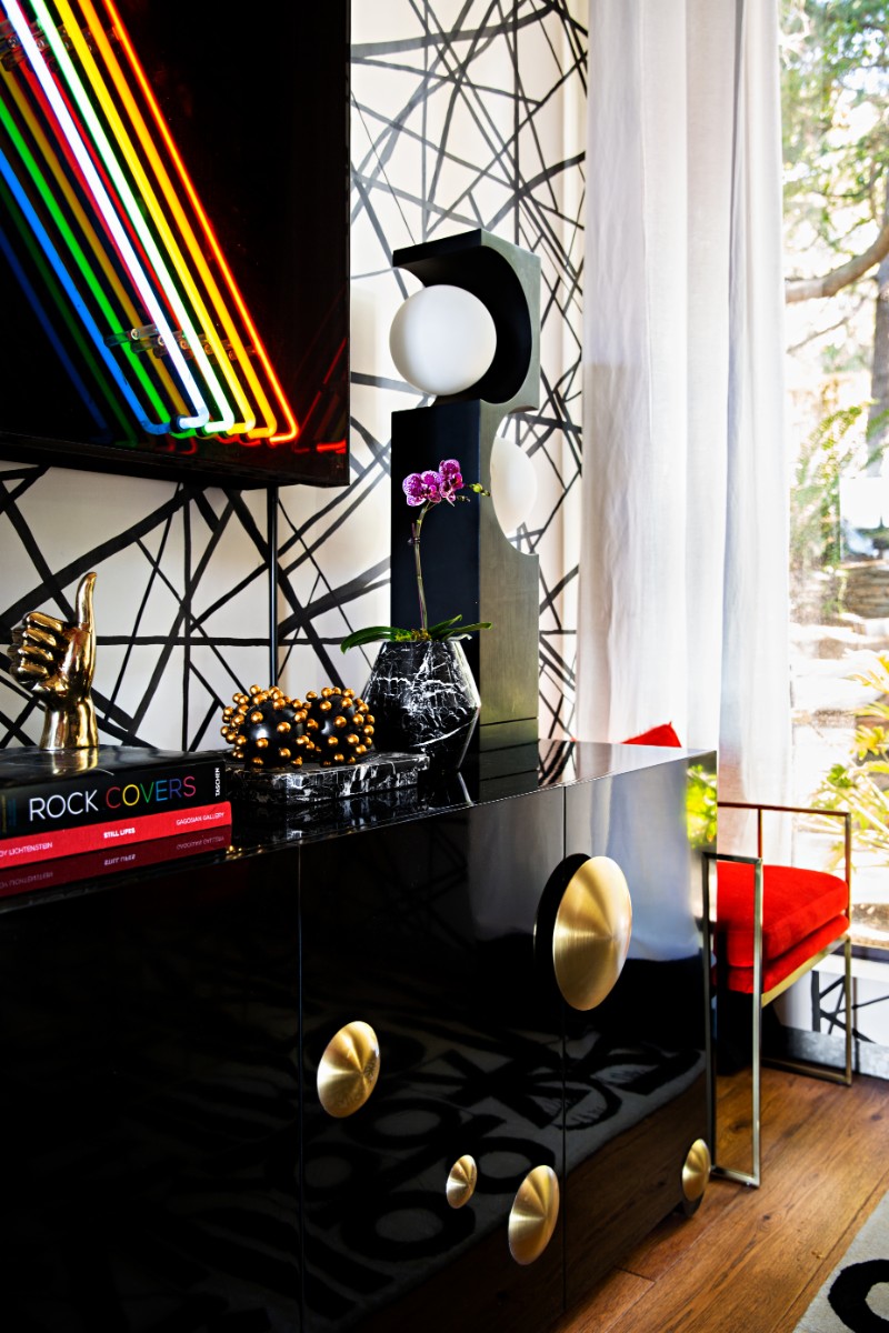 Inside The Chainsmokers' Eclectic House A Tour You Won't Forget_1
