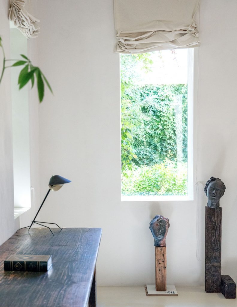 Get Inside Kim Kardashian & Kanye West’s Stunning Minimalist Home_8