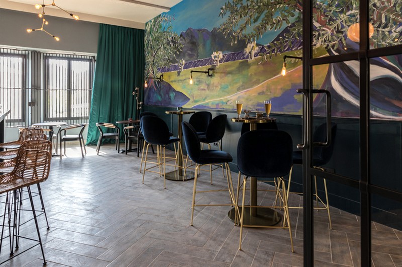 Alexandra Dixon Interiors  Has Been Redefining London's Luxury Design Scene!