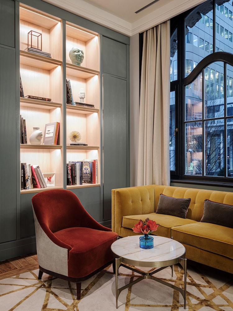 Ateliers London Producing Luxury Furniture For Leading Interior Professionals_1