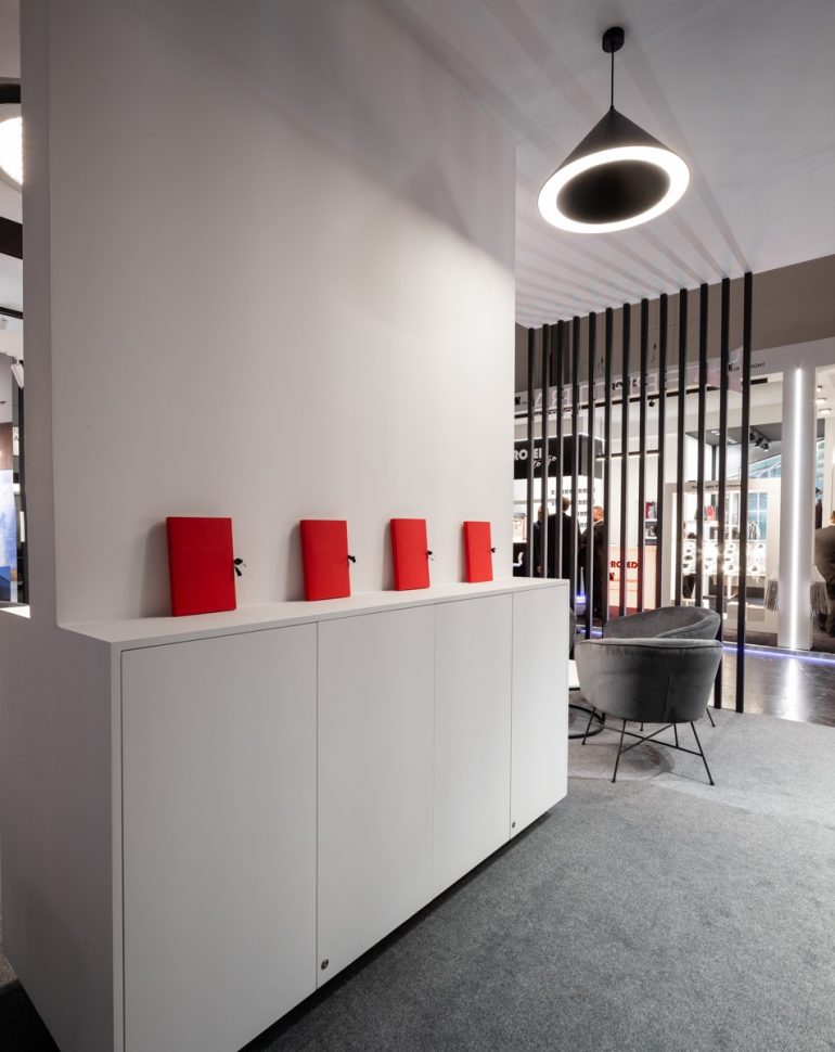Here Are The Names of The Best Showrooms in Warsaw! _13