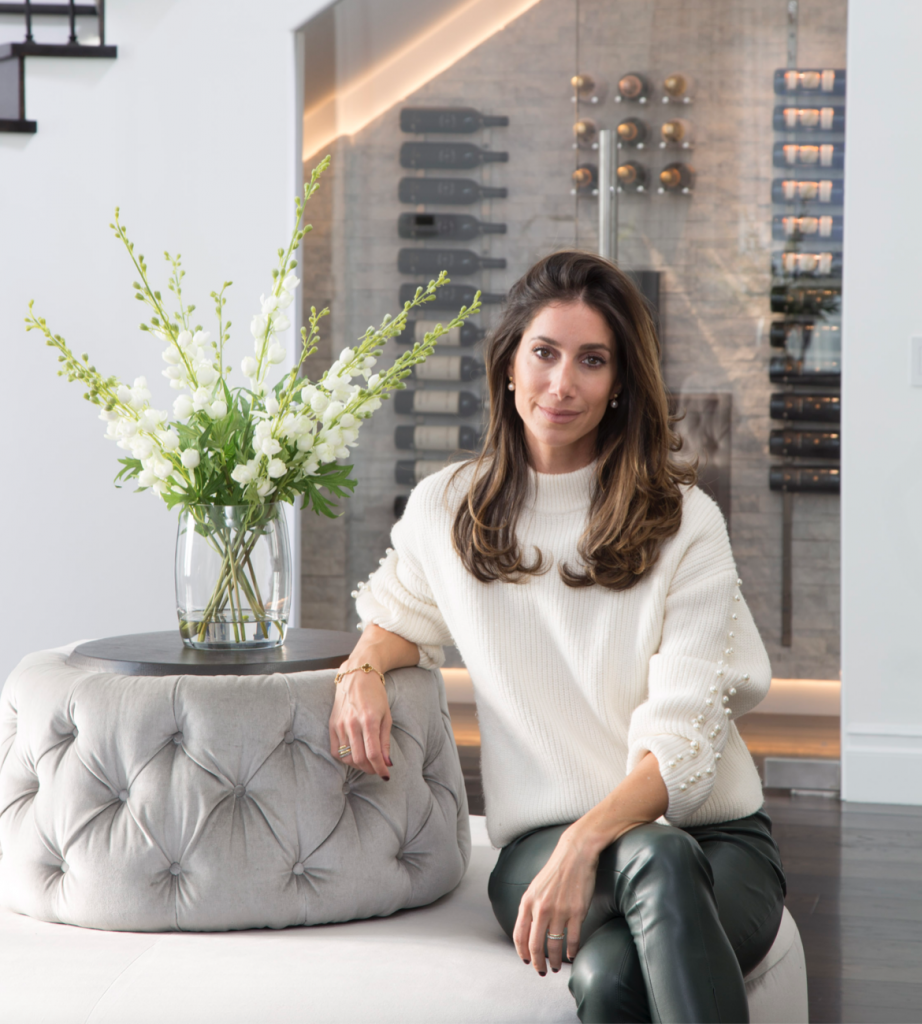 Here Is The Reason Why You Can’t Miss The Live Interview With Claudia Afshar! _2
