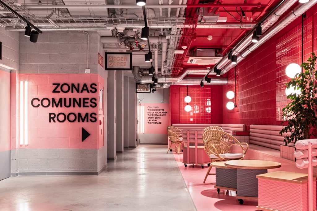 Inside The Colorful Design World of Masquespacio_4