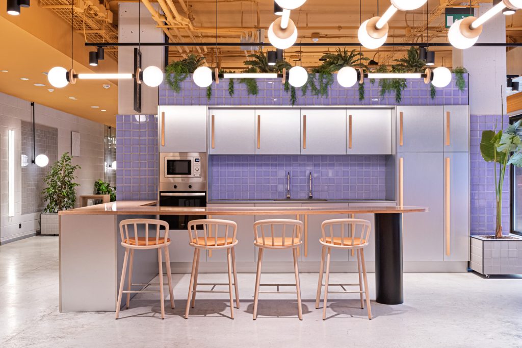 Design Insider Inside The Colorful Design World of Masquespacio_5