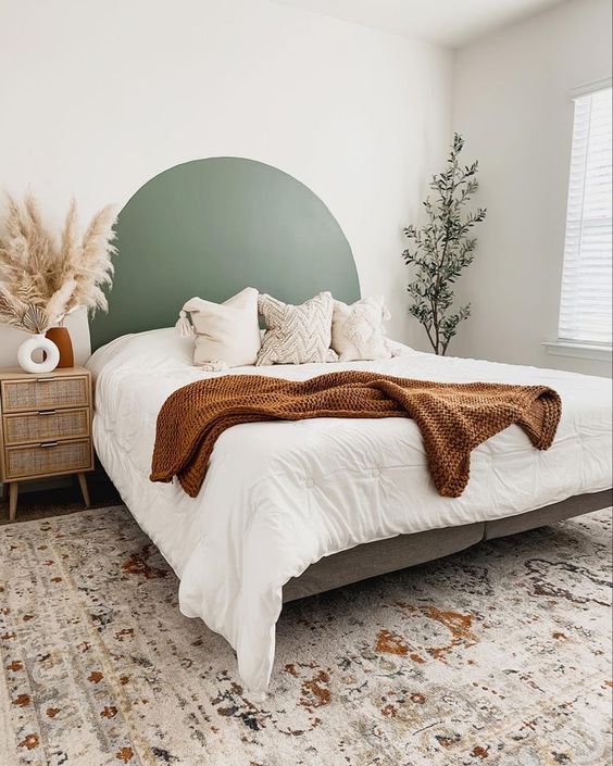 8 Classic Bedroom Styles to Consider When Decorating Your Space_4
