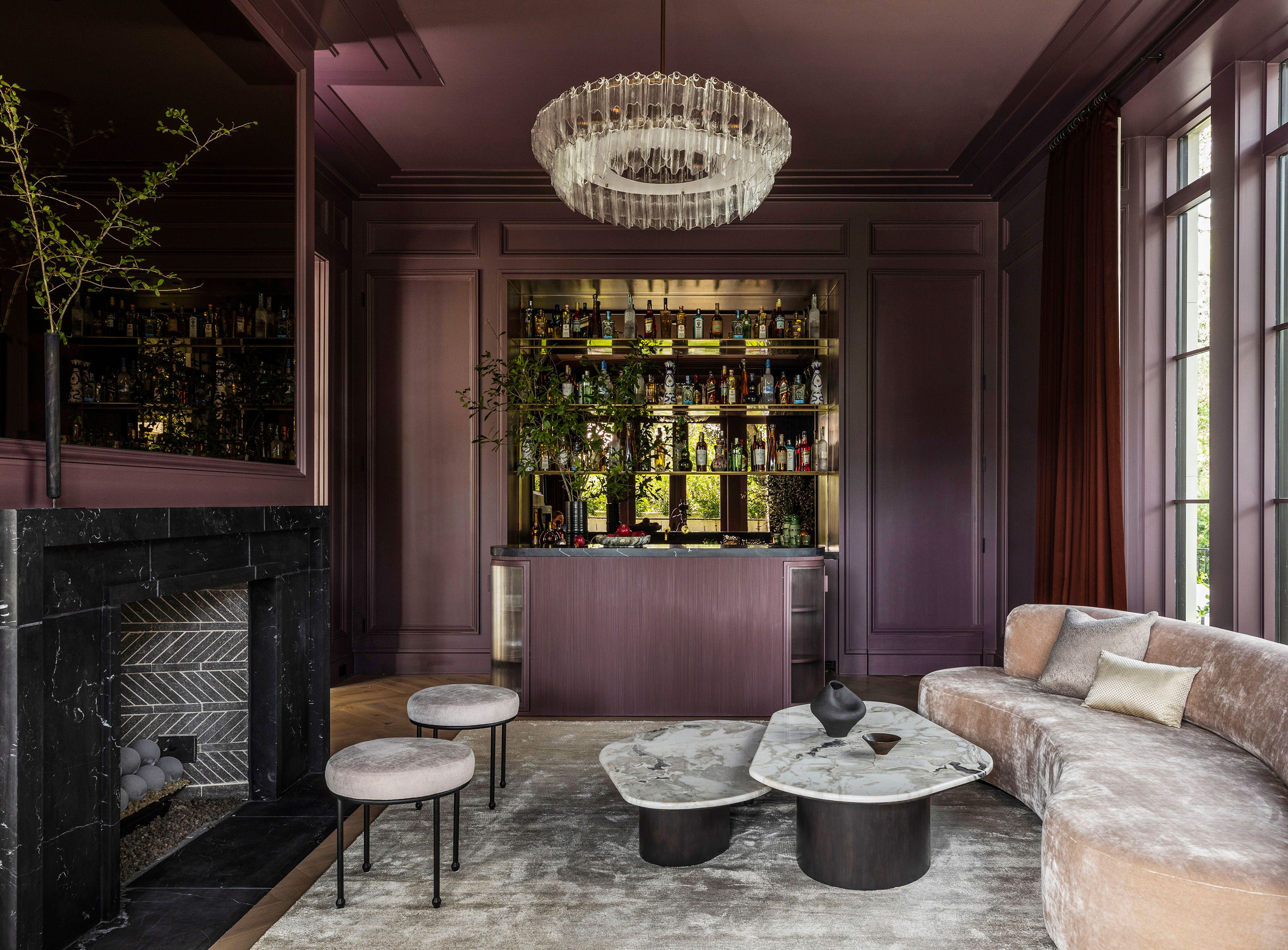 A Francophile Retreat in Houston With Mid-Century And Contemporary Influences_6