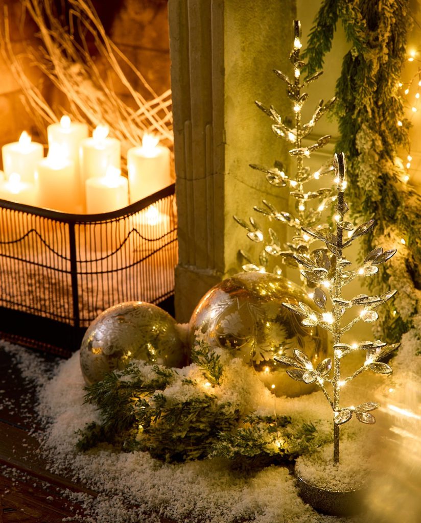 Holiday Decor Envy 10 Ideas We’re Stealing from Anthropologie Holiday House_5