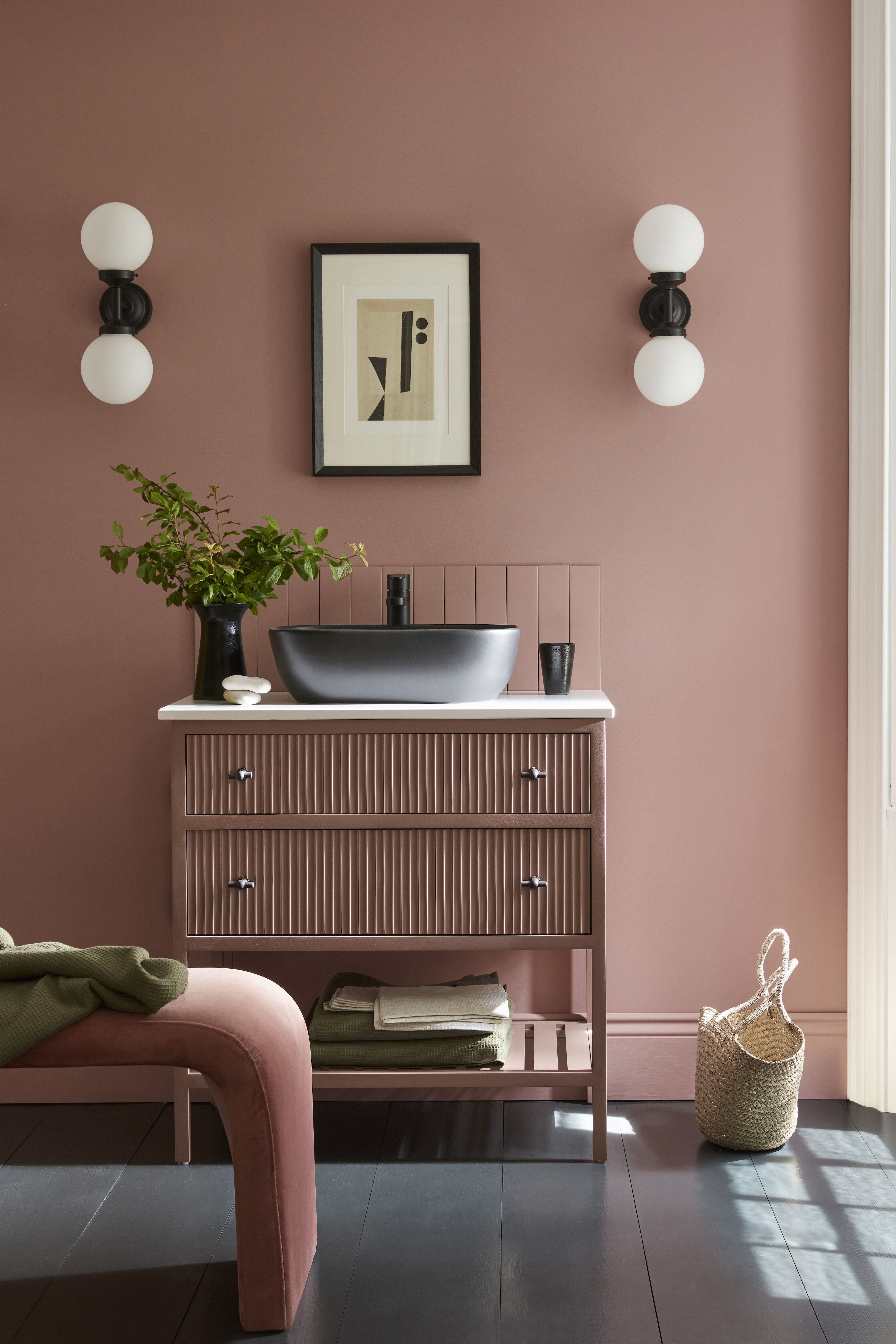 What Is Double Drenching The New Paint Colour Trend Explained_3 (1)