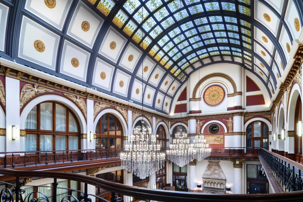 The 29 Most Stunning Hotel Lobbies In The World_20