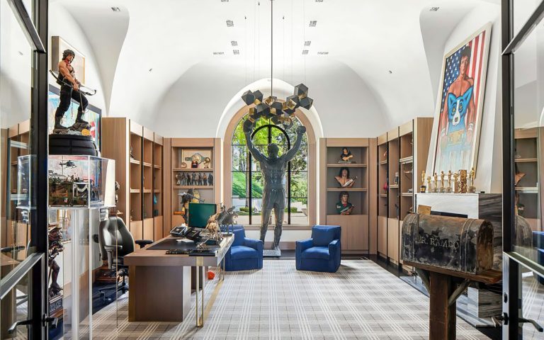 15 Celebrities With The Most Expensive Houses_12   15 Celebrities With The Most Expensive Houses 6 768x480