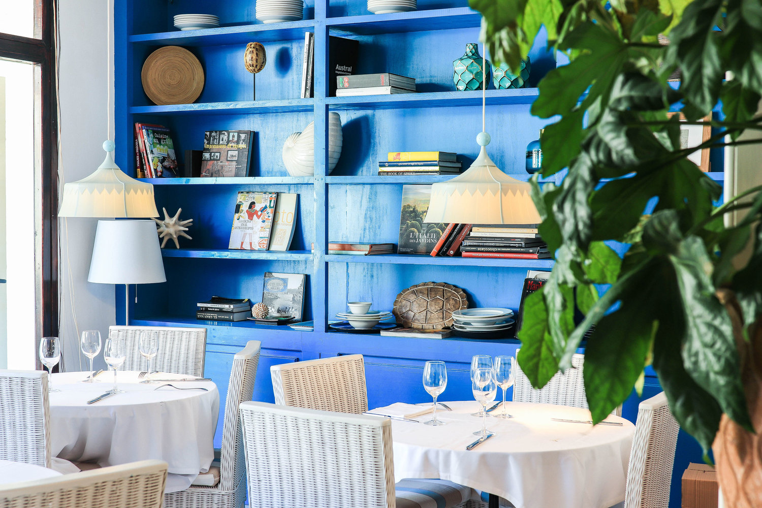 Meet The Versatile Spanish Interior Designer Alexander Guirado Studio 9