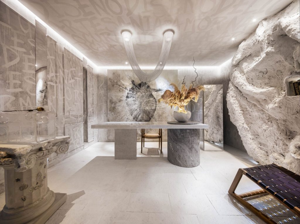 Design-Insider-Special-Edition-Javier-Escobar-on-His-Design-Journey-Future-Projects-and-Exhibition-at-Casa-Décor-Madrid_9 Design-Insider-Special-Edition-Javier-Escobar-on-His-Design-Journey-Future-Projects-and-Exhibition-at-Casa-Décor-Madrid_9 Design Insider Special Edition Javier Escobar on His Design Journey, Future Projects and Exhibition at Casa Décor Madrid_9 javier escobar Designer Insider: Javier Escobar sobre su carrera como interiorista, próximos proyectos y su espacio en Casa Decor 2021 Design Insider Special Edition Javier Escobar on His Design Journey Future Projects and Exhibition at Casa D cor Madrid 9