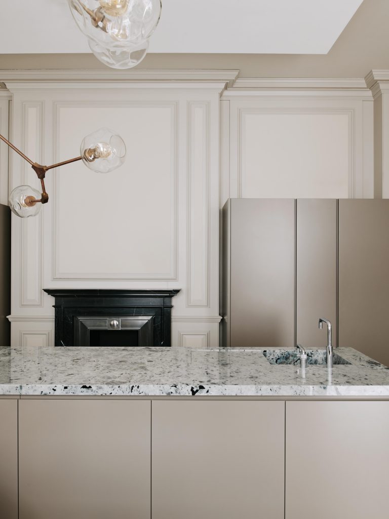 The Mayfair Mansion By Bergman Interiors Is An Example Of Pure Contemporary Luxury_6   The Mayfair Mansion By Bergman Interiors Is An Example Of Pure Contemporary Luxury 6 768x1024