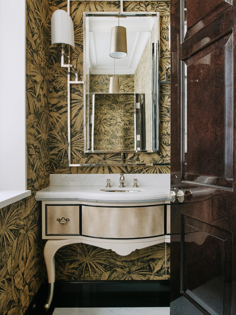 The Mayfair Mansion By Bergman Interiors Is An Example Of Pure Contemporary Luxury_9   The Mayfair Mansion By Bergman Interiors Is An Example Of Pure Contemporary Luxury 9 768x1024