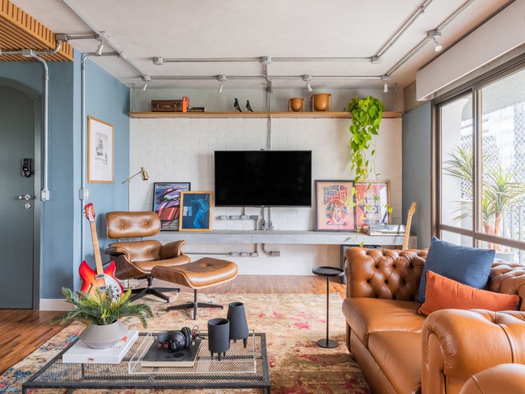 small eclectic living room 1024x768