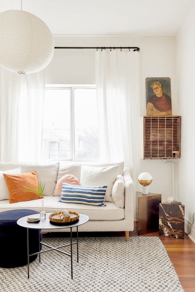 fall decorating ideas designed by jess bunge for ehd photo by sara tramp 2 1560789273 684x1024