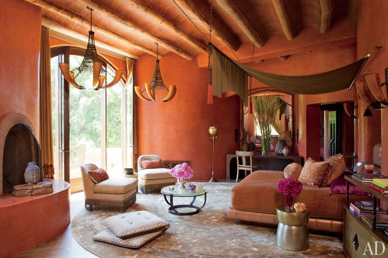 15 Celebrities With The Most Expensive Houses 3 1