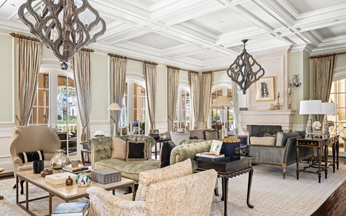 15 Celebrities With The Most Expensive Houses_1   15 Celebrities With The Most Expensive Houses 6 1440x900