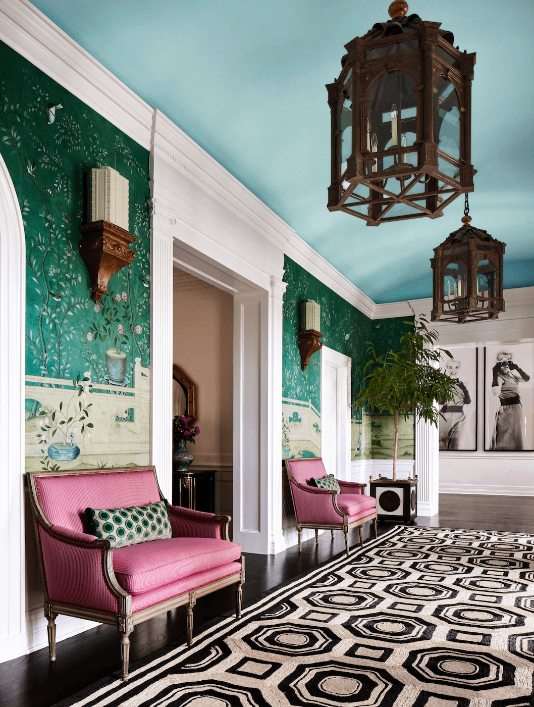 Designers Tell Us How To Get The Mob Wife Aesthetic In Interiors_3 (1)   Designers Tell Us How To Get The Mob Wife Aesthetic In Interiors 3 1
