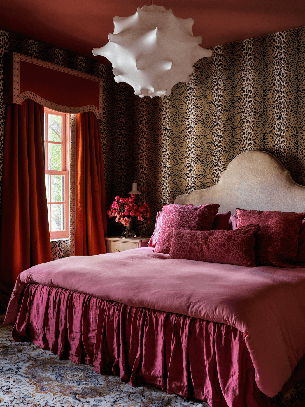Designers Tell Us How To Get The Mob Wife Aesthetic In Interiors_8 (1)   Designers Tell Us How To Get The Mob Wife Aesthetic In Interiors 8 1