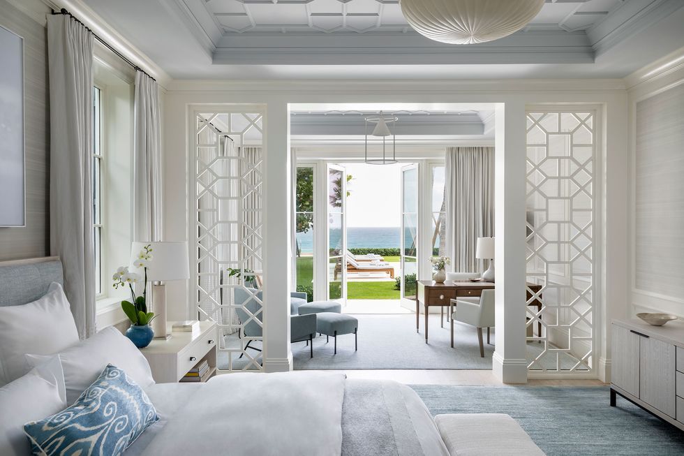 8 Coastal Bedroom Ideas That Are So Not Grandmother_1   8 Coastal Bedroom Ideas That Are So Not Grandmother 1