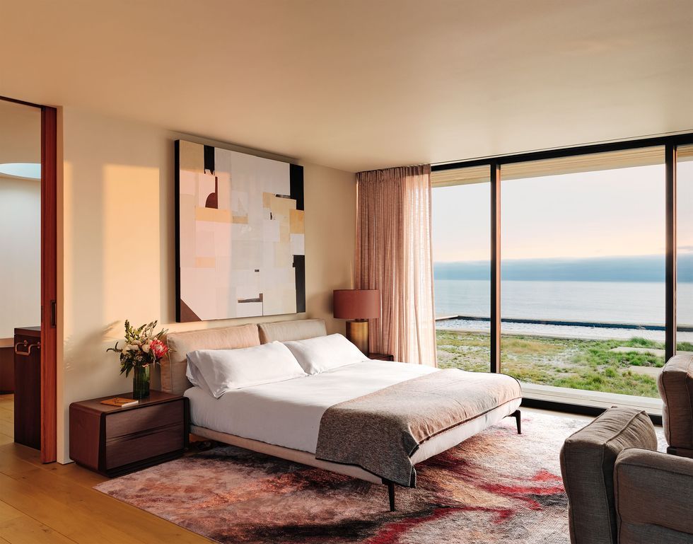 8 Coastal Bedroom Ideas That Are So Not Grandmother_7   8 Coastal Bedroom Ideas That Are So Not Grandmother 7