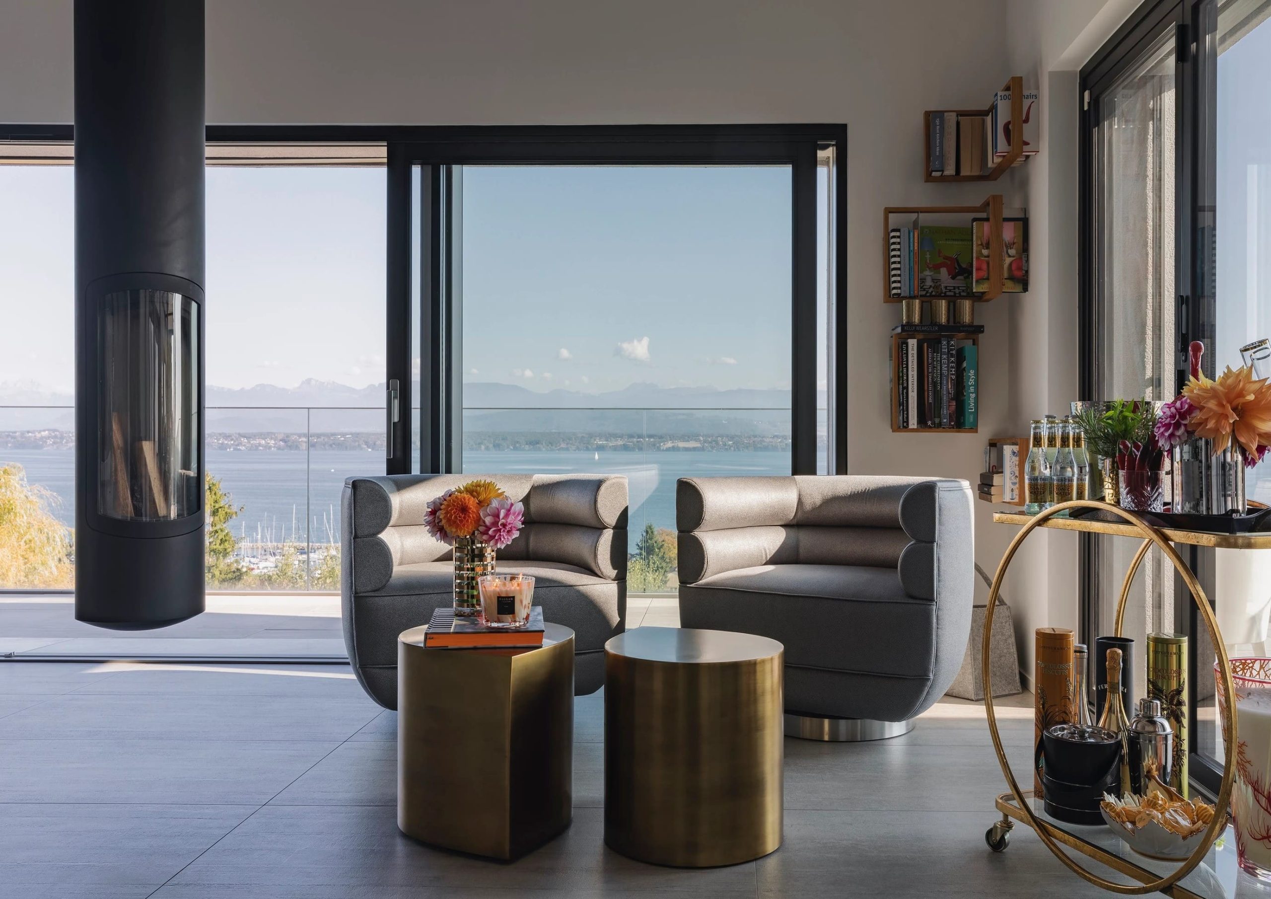 32 Elegant Living Rooms That Showcase the Art of Luxury_24   32 Elegant Living Rooms That Showcase the Art of Luxury 2 scaled